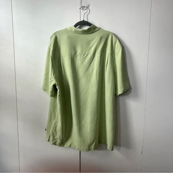 Paradise Collection 100% Silk Short Sleeve Button-Up Shirt – Light Green, XL - Picture 2 of 4